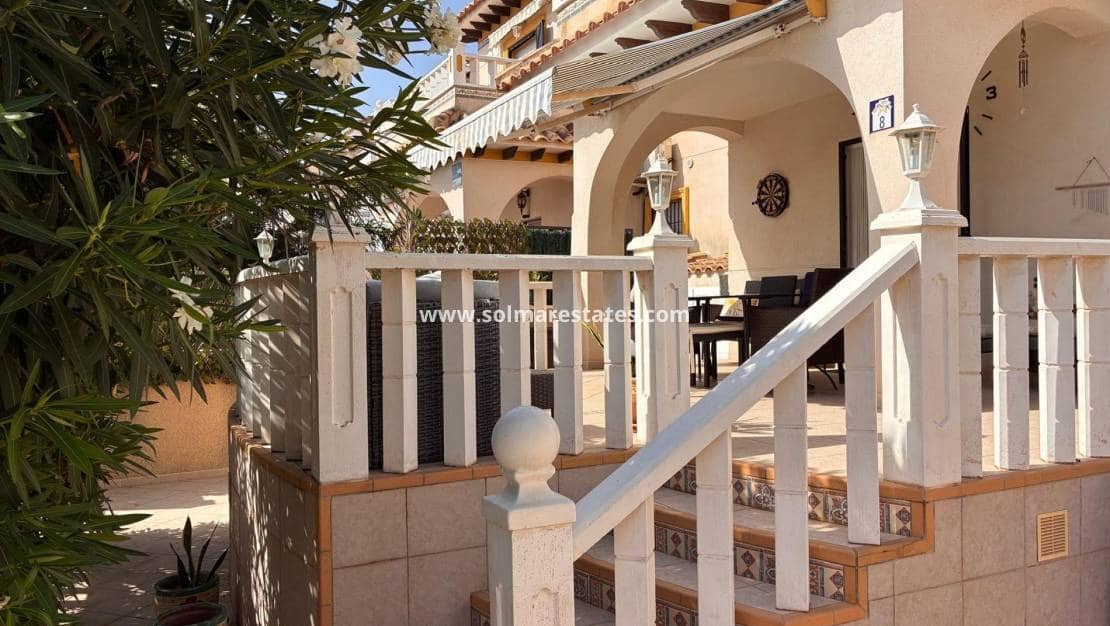 2 chambre Maison de Ville à vendre à Cabo Roig avec piscine - 269 000 € (Ref: 10042005)