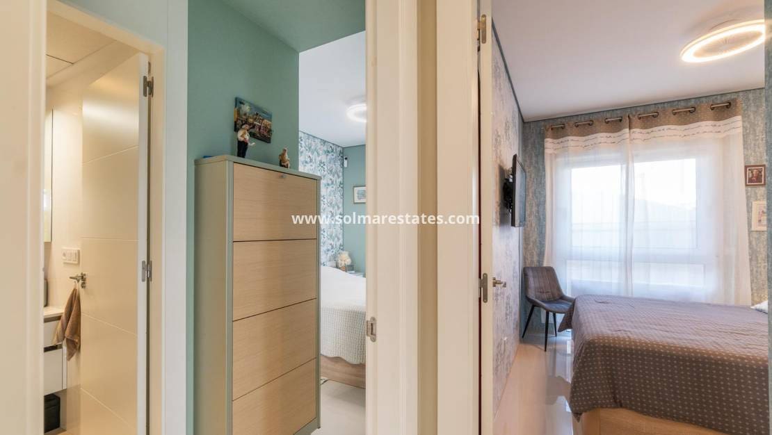 2 sovrum Lägenhet till salu i Dona Pepa med pool - 325 000 € (Ref: 10043602)