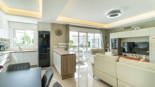 2 sovrum Lägenhet till salu i Doña Pepa, Rojales med pool - 325 000 € (Ref: 10043602)