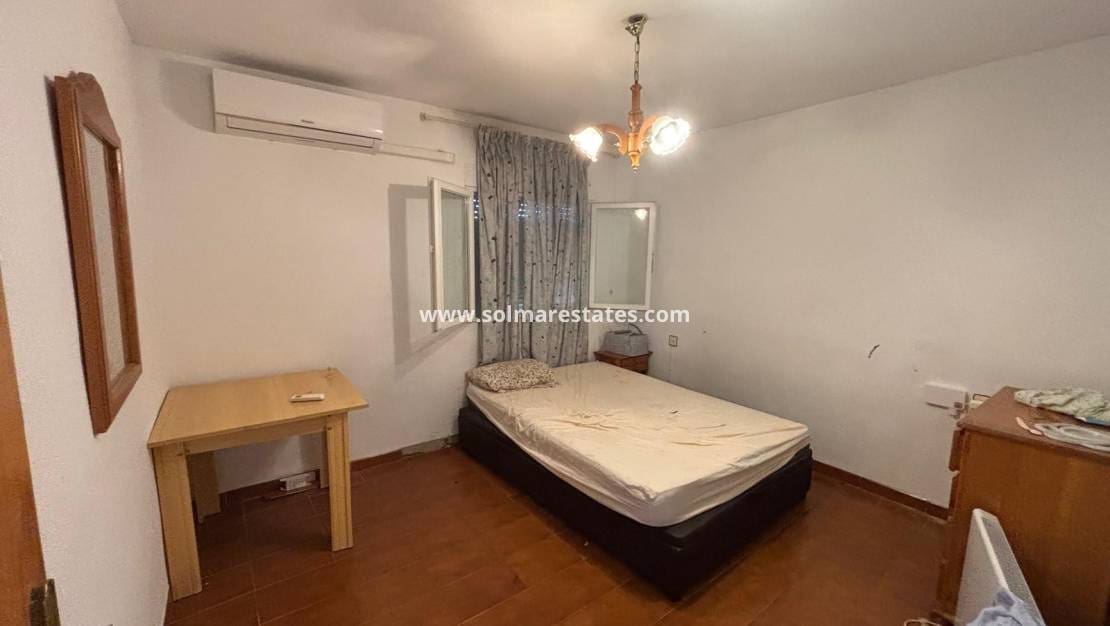 2 soverom Leilighet til salgs i El Chaparral med svømmebasseng - € 99 900 (Ref: 10043603)