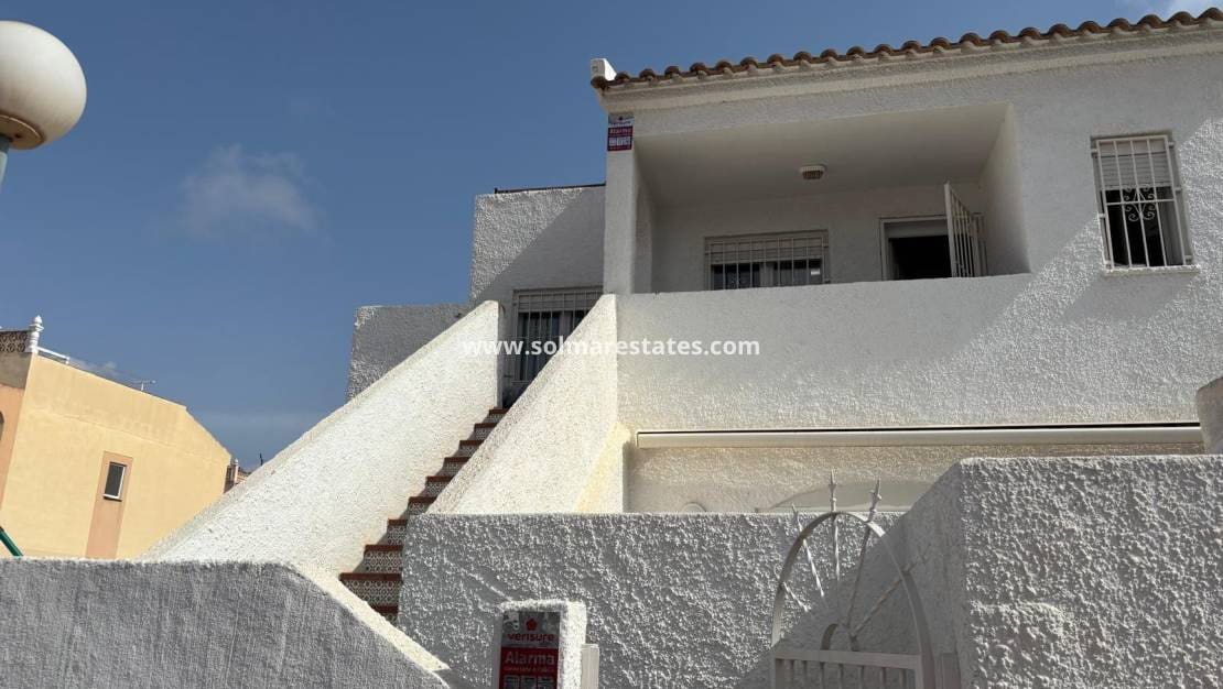 2 soverom Leilighet til salgs i El Chaparral med svømmebasseng - € 99 900 (Ref: 10043603)