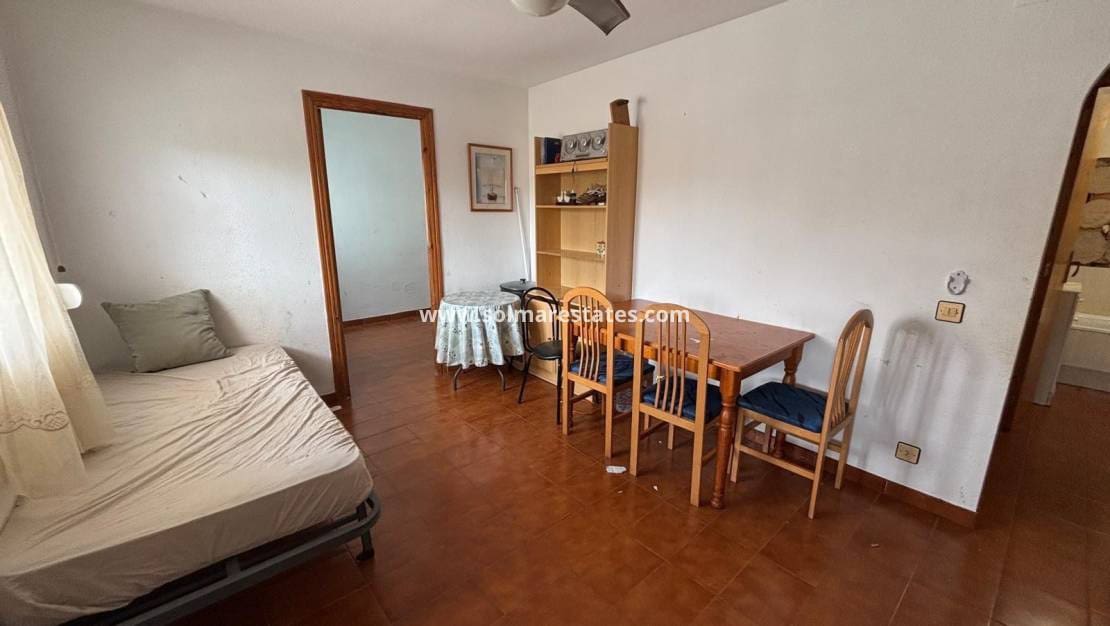2 soverom Leilighet til salgs i El Chaparral med svømmebasseng - € 99 900 (Ref: 10043603)