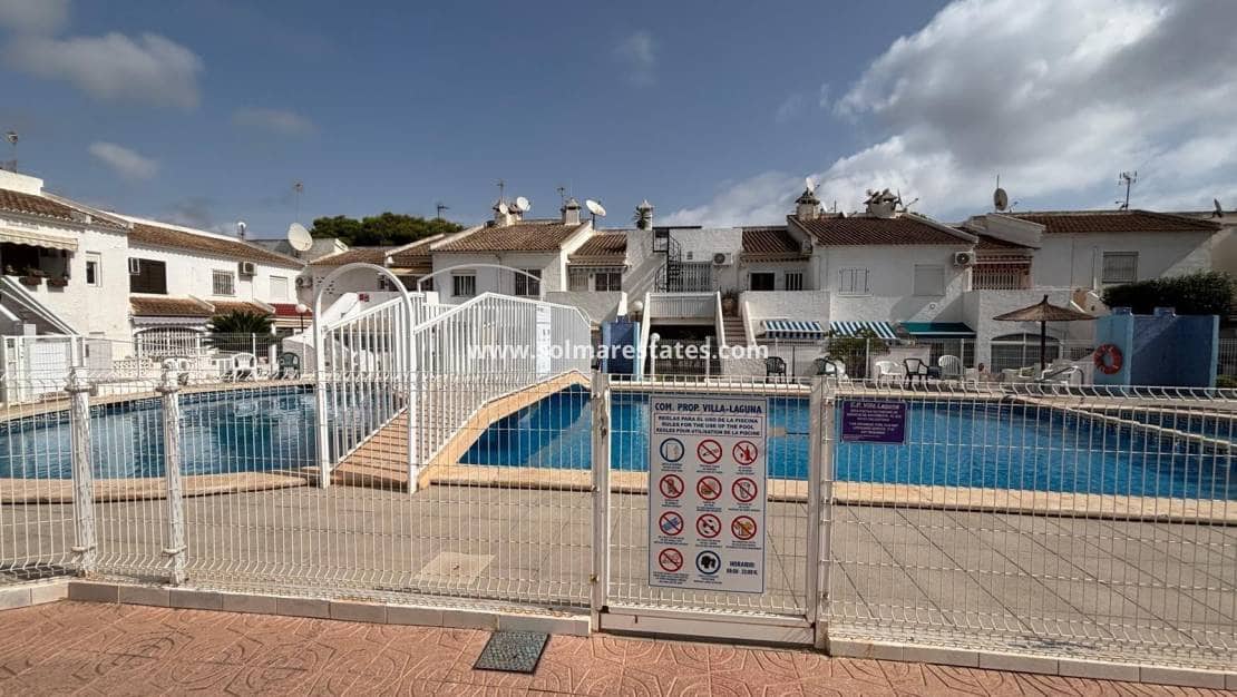 2 soverom Leilighet til salgs i El Chaparral med svømmebasseng - € 99 900 (Ref: 10043603)