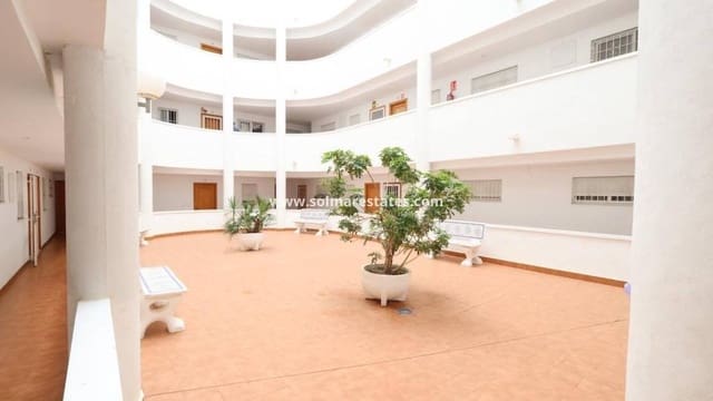 2 soveværelse Lejlighed til salg i Parque de las Naciones, Torrevieja med swimmingpool - € 142.000 (Ref: 10044089)