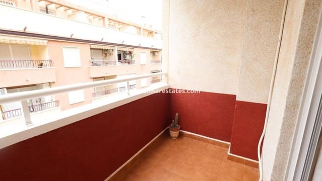2 makuuhuone Huoneisto myytävänä paikassa Parque de las Naciones, Torrevieja mukana uima-altaan - 134 000 € (Ref: 10044089)