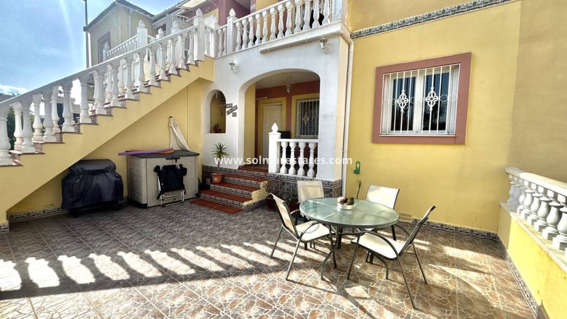 2 slaapkamer Appartement te koop in La Zenia met zwembad - € 189.000 (Ref: 10045474)