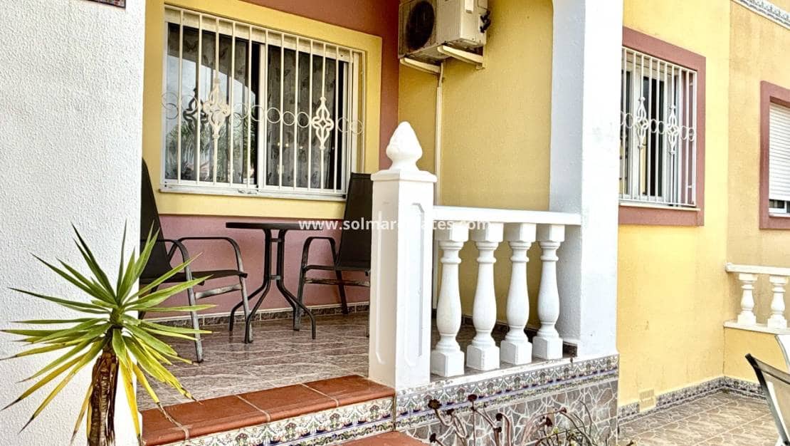 2 slaapkamer Appartement te koop in La Zenia met zwembad - € 189.000 (Ref: 10045474)
