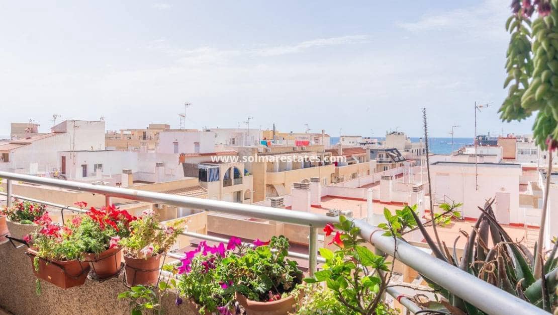Apartamento de 3 habitaciones en Torrevieja en venta - 139.000 € (Ref: 10045732)