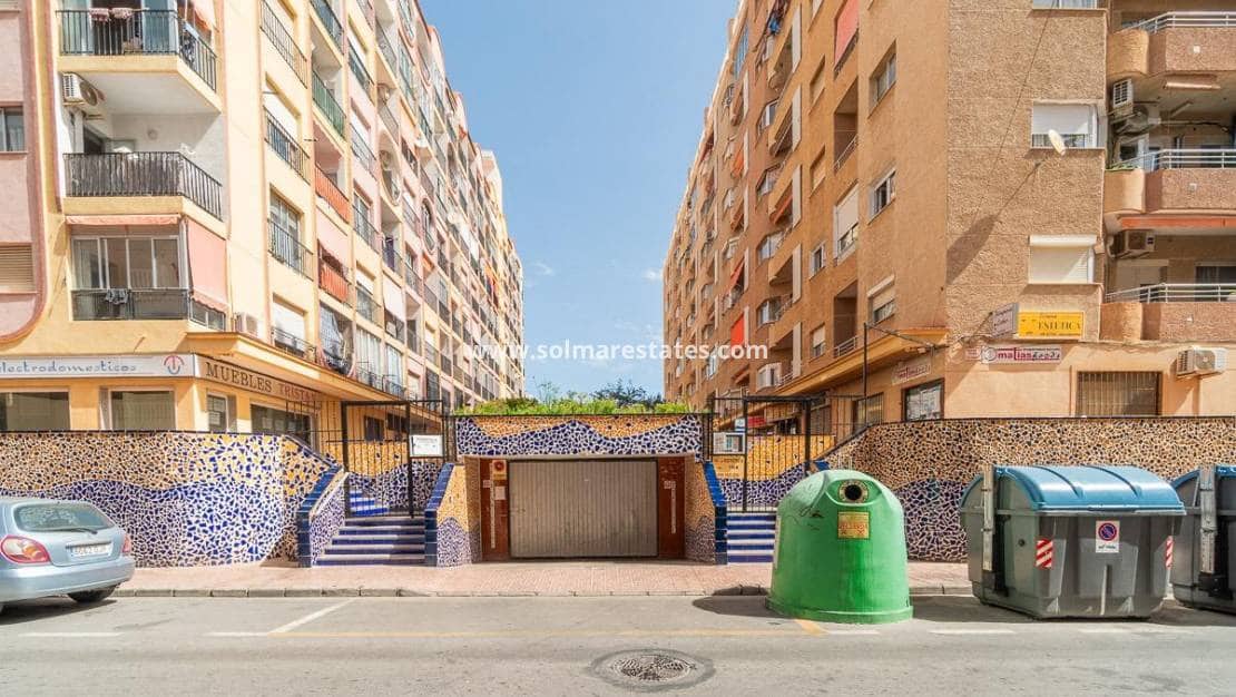 Apartamento de 3 habitaciones en Torrevieja en venta - 139.000 € (Ref: 10045732)