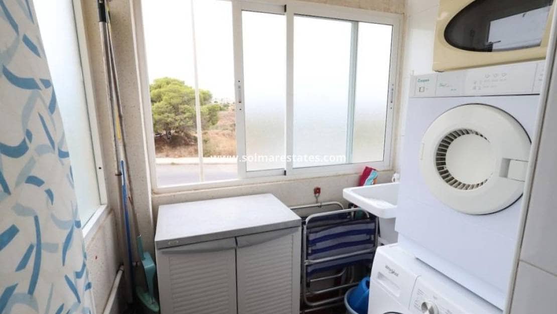 2 sovrum Lägenhet till salu i La Zenia med pool - 179 000 € (Ref: 10051899)