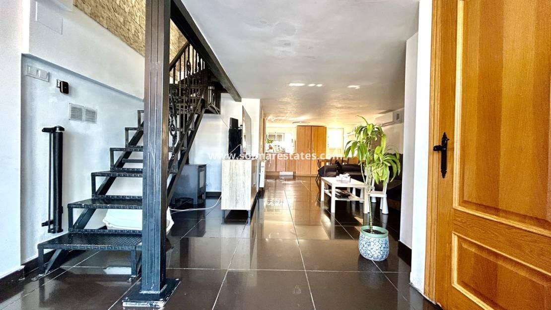 3 sypialnia Dom na sprzedaż w Los Balcones - 210 000 € (Ref: 10057356)