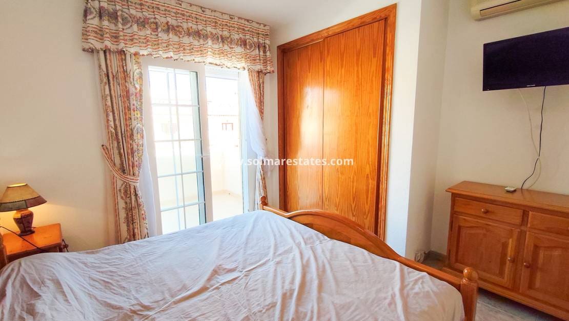 2 soveværelse Byhus til salg i Playa Flamenca med swimmingpool - € 229.900 (Ref: 10057358)