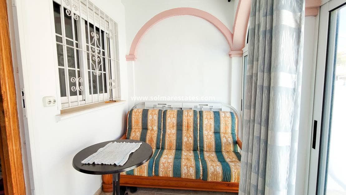 2 soveværelse Byhus til salg i Playa Flamenca med swimmingpool - € 229.900 (Ref: 10057358)