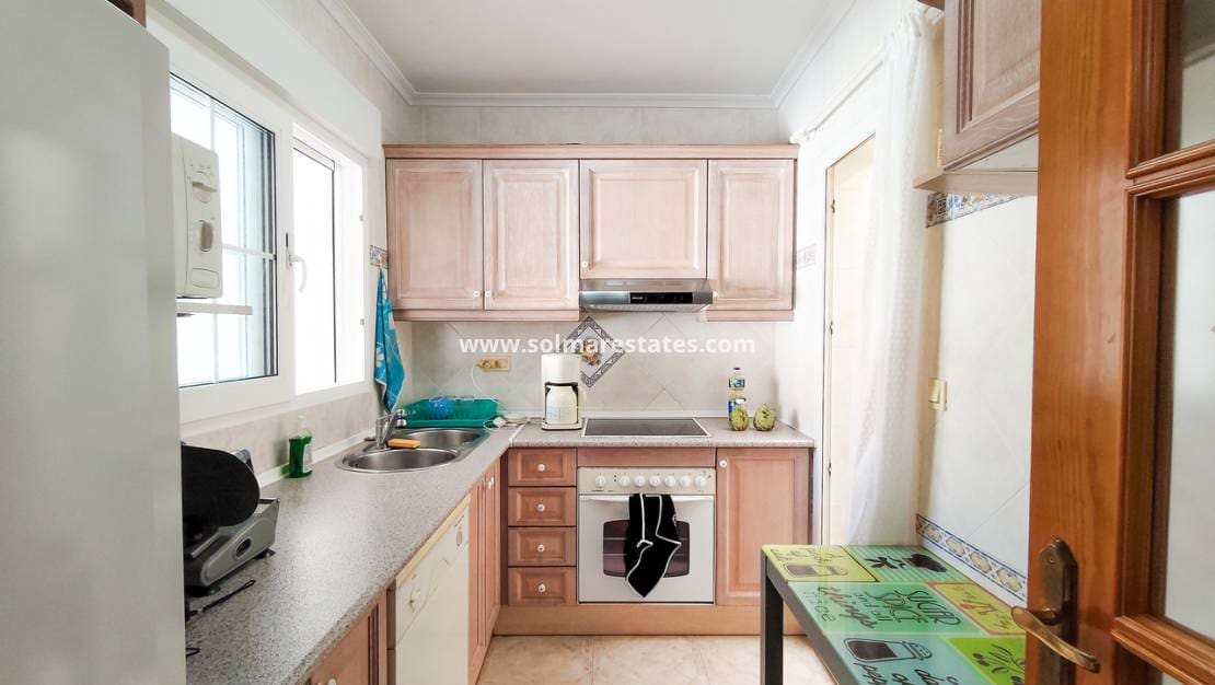 2 soveværelse Byhus til salg i Playa Flamenca med swimmingpool - € 229.900 (Ref: 10057358)