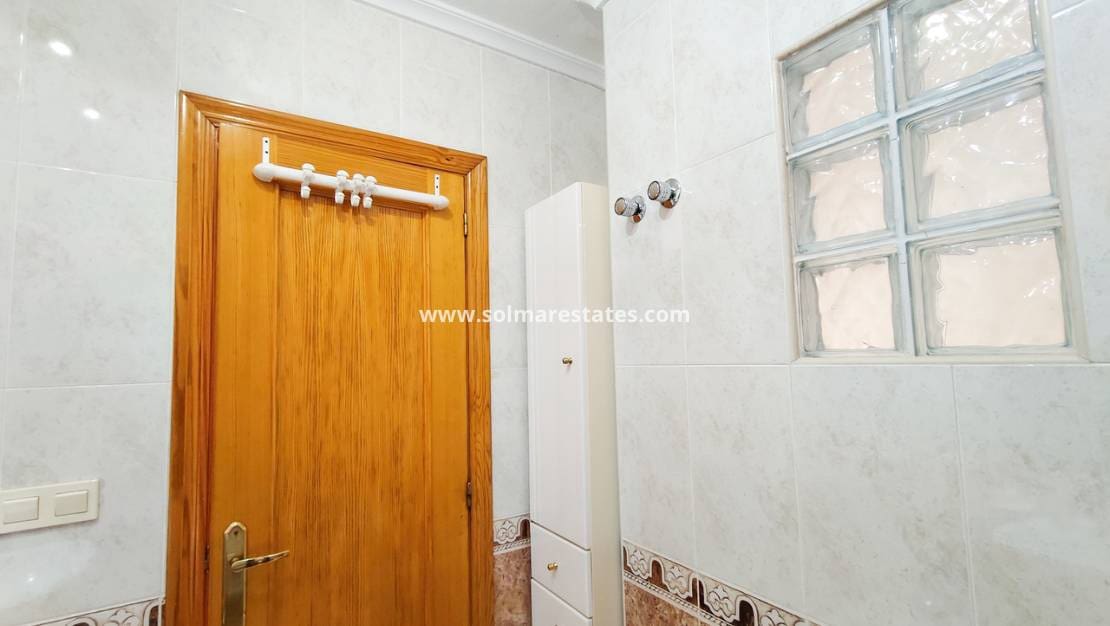 2 soveværelse Byhus til salg i Playa Flamenca med swimmingpool - € 229.900 (Ref: 10057358)