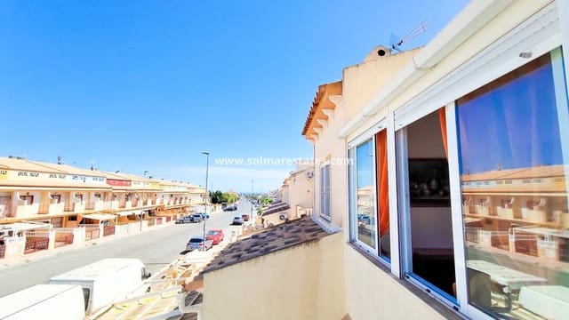 2 soveværelse Byhus til salg i Playa Flamenca, Orihuela med swimmingpool - € 229.900 (Ref: 10057358)
