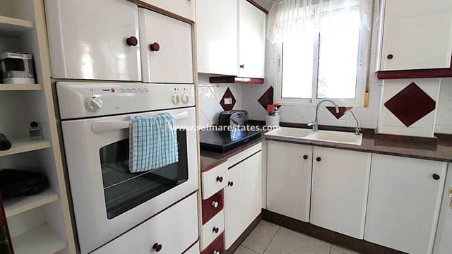 3 soveværelse Villa til salg i San Miguel de Salinas med swimmingpool - € 299.900 (Ref: 10057359)