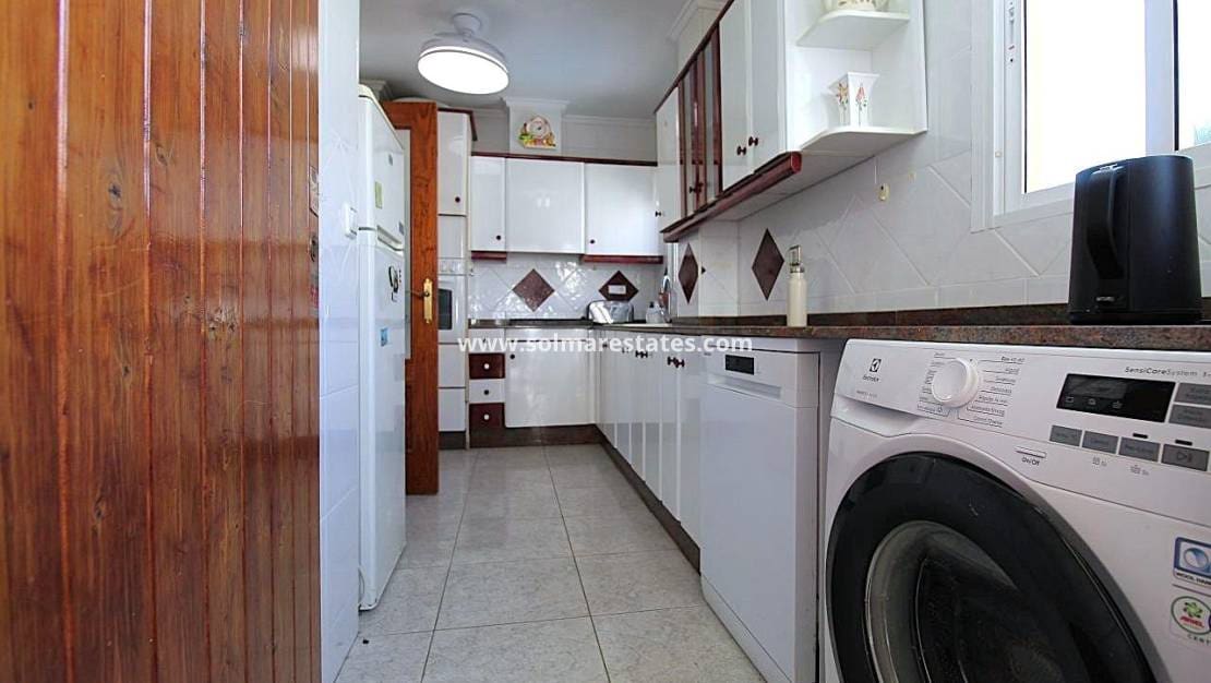 3 soveværelse Villa til salg i San Miguel de Salinas med swimmingpool - € 299.900 (Ref: 10057359)