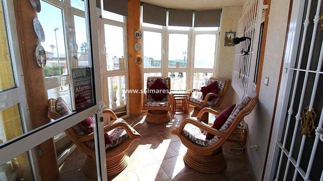 3 soveværelse Villa til salg i San Miguel de Salinas med swimmingpool - € 299.900 (Ref: 10057359)