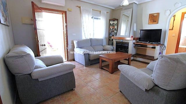 3 soveværelse Villa til salg i San Miguel de Salinas med swimmingpool - € 299.900 (Ref: 10057359)
