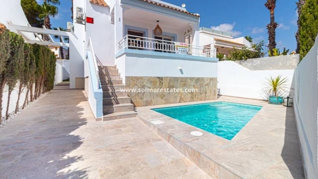 3 bedroom Villa for sale in Villamartin, Orihuela with pool - € 399,000 (Ref: 10060186)