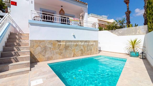 3 bedroom Villa for sale in Villamartin, Orihuela with pool - € 399,000 (Ref: 10060186)
