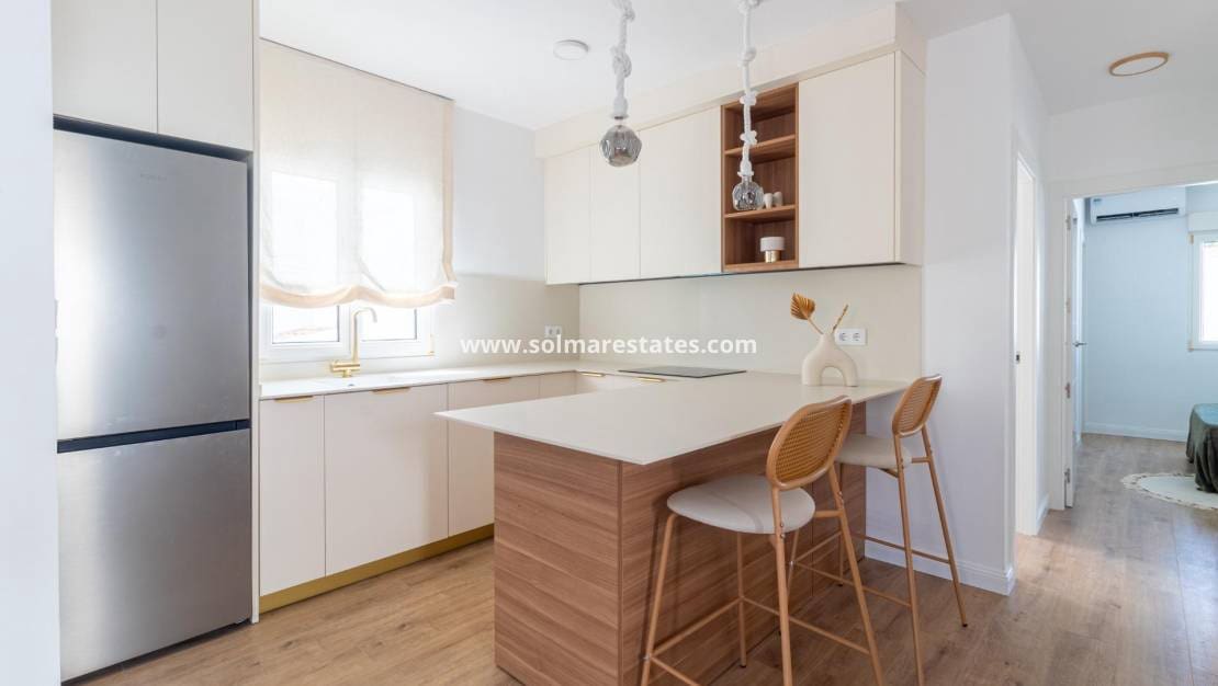 3 slaapkamer Villa te koop in Villamartin met zwembad - € 399.000 (Ref: 10060186)