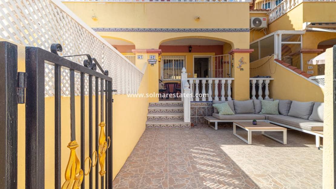 2 Zimmer Haus zu verkaufen in Cabo Roig mit Pool - 199.000 € (Ref: 10060187)