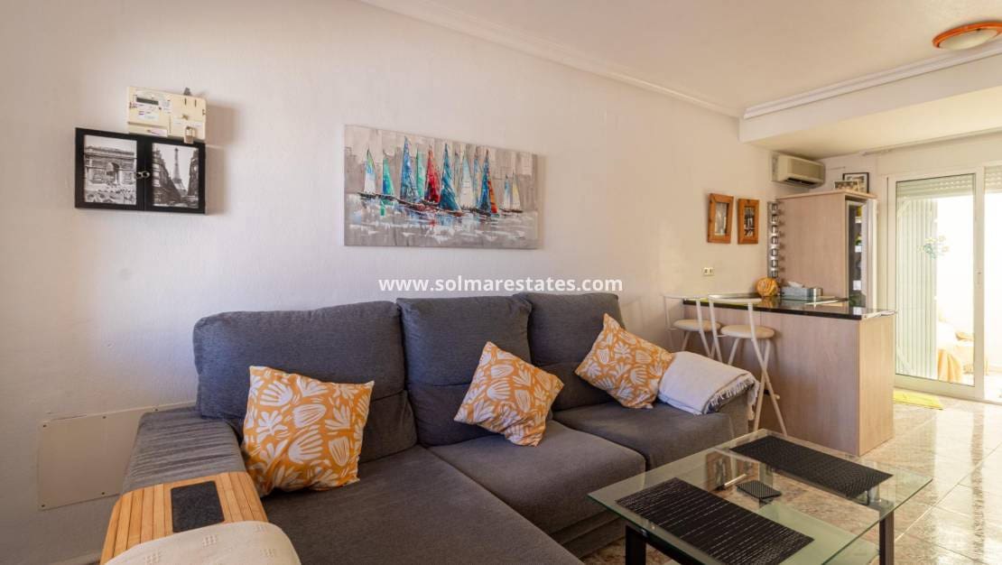 2 Zimmer Haus zu verkaufen in Cabo Roig mit Pool - 199.000 € (Ref: 10060187)