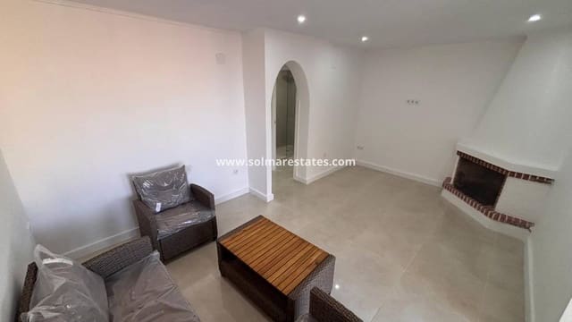 Bungalow de 2 habitaciones en La Torreta, Torrevieja en venta - 134.995 € (Ref: 10060533)