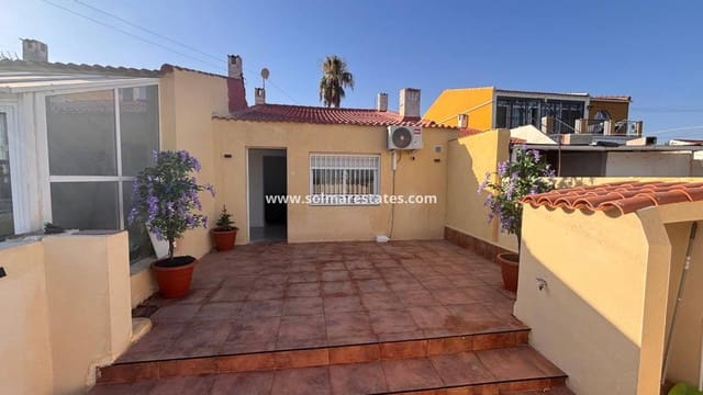 Bungalow de 2 habitaciones en La Torreta, Torrevieja en venta - 134.995 € (Ref: 10060533)