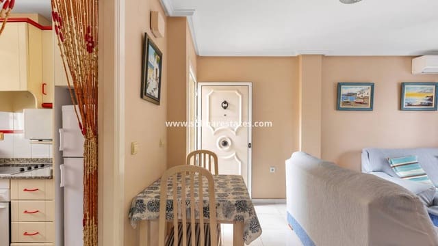 2 sypialnia Apartament na sprzedaż w Punta Prima, Torrevieja z basenem - 169 000 € (Ref: 10060609)