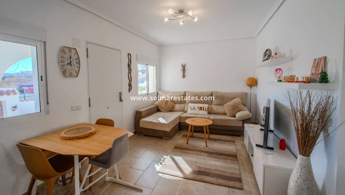 2 chambre Villa/Maison à vendre à La Marquesa avec piscine - 225 000 € (Ref: 10062323)