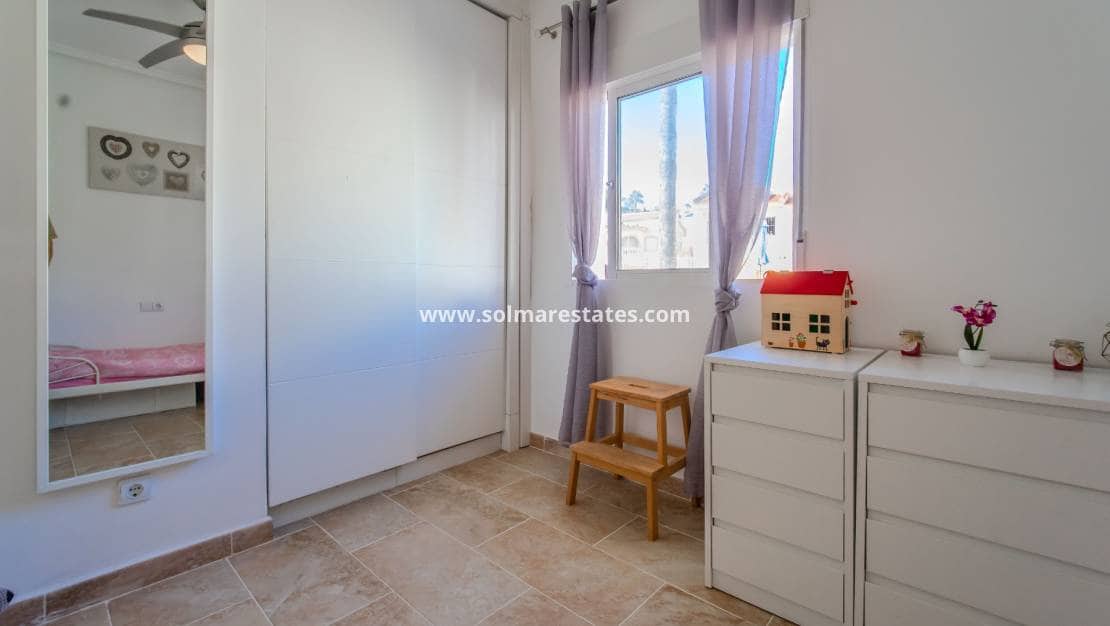 2 chambre Villa/Maison à vendre à La Marquesa avec piscine - 225 000 € (Ref: 10062323)