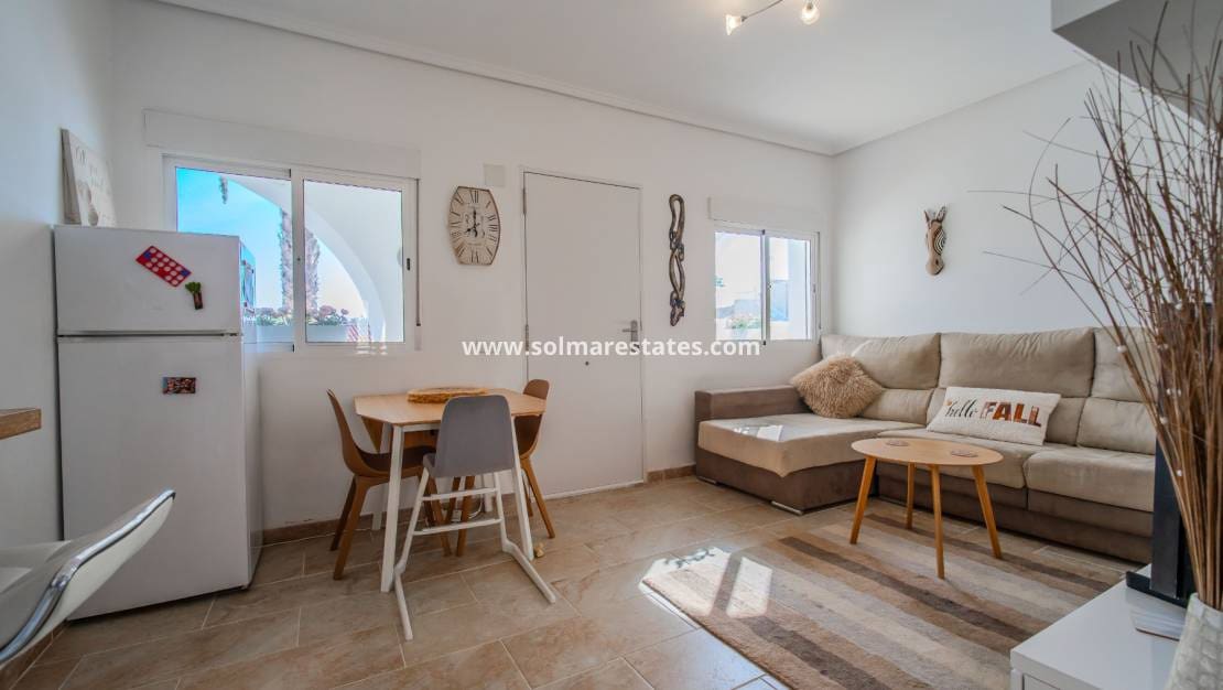 2 chambre Villa/Maison à vendre à La Marquesa avec piscine - 225 000 € (Ref: 10062323)
