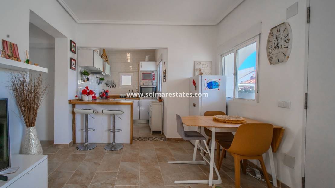 2 chambre Villa/Maison à vendre à La Marquesa avec piscine - 225 000 € (Ref: 10062323)