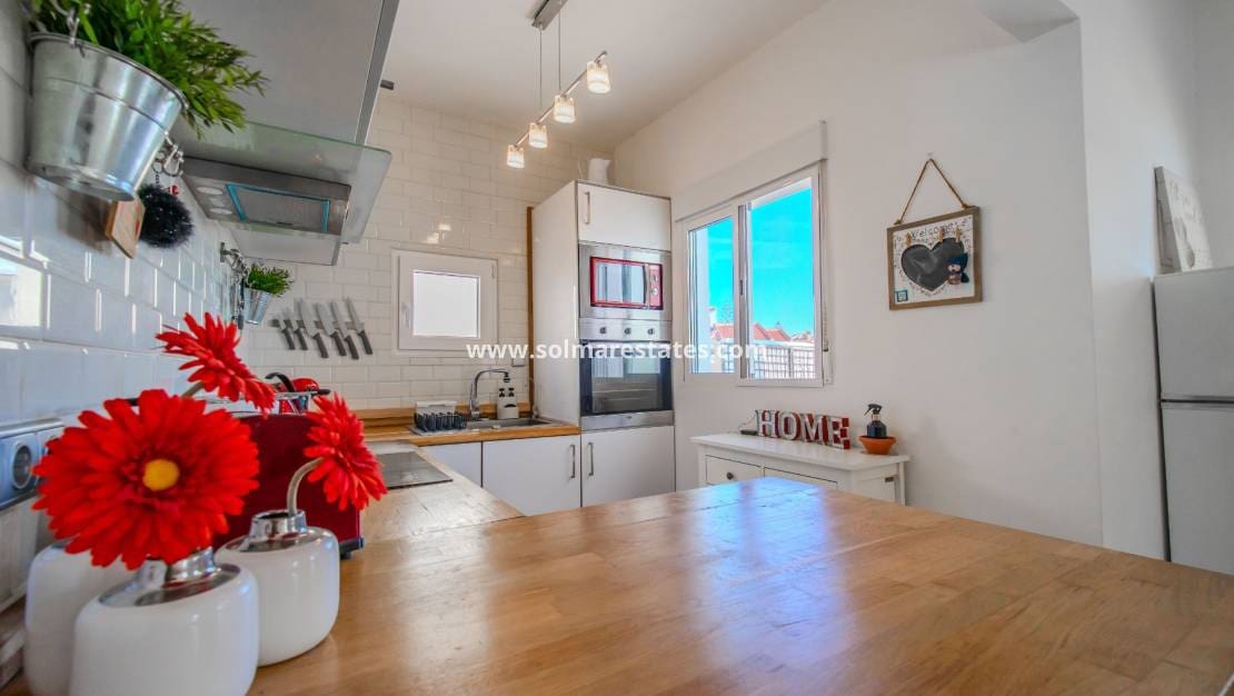 2 chambre Villa/Maison à vendre à La Marquesa avec piscine - 225 000 € (Ref: 10062323)