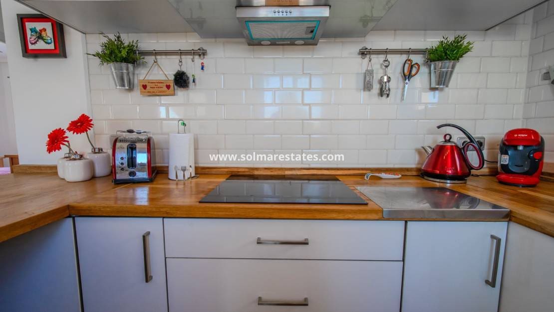 2 chambre Villa/Maison à vendre à La Marquesa avec piscine - 225 000 € (Ref: 10062323)