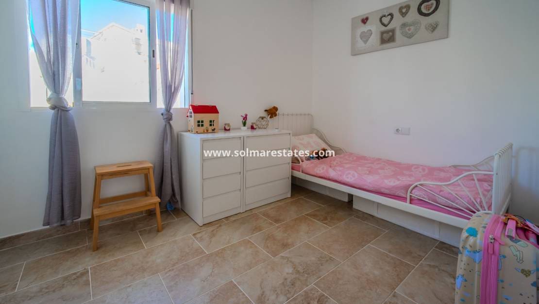 2 chambre Villa/Maison à vendre à La Marquesa avec piscine - 225 000 € (Ref: 10062323)