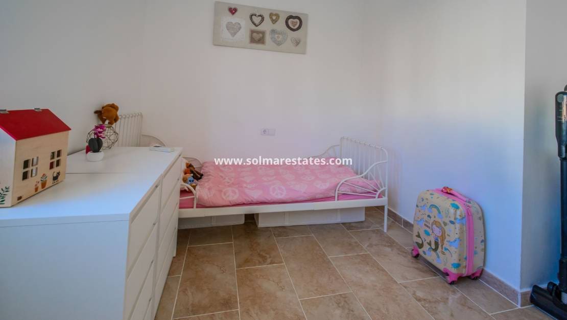 2 chambre Villa/Maison à vendre à La Marquesa avec piscine - 225 000 € (Ref: 10062323)