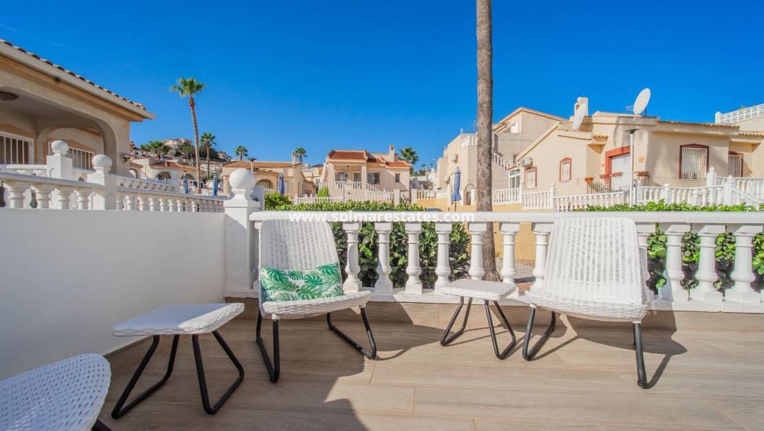 2 chambre Villa/Maison à vendre à La Marquesa avec piscine - 225 000 € (Ref: 10062323)