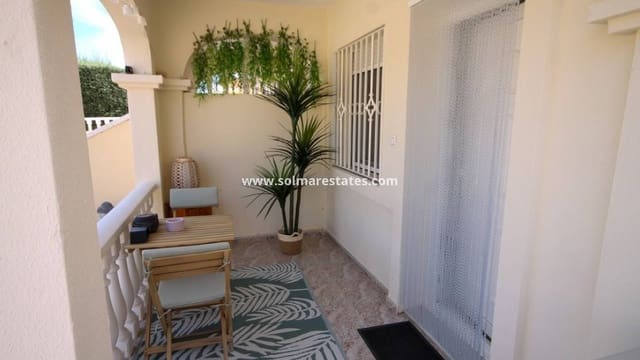 2 slaapkamer Halfvrijstaande villa te koop in Villamartin, Orihuela met zwembad - € 215.000 (Ref: 10062643)