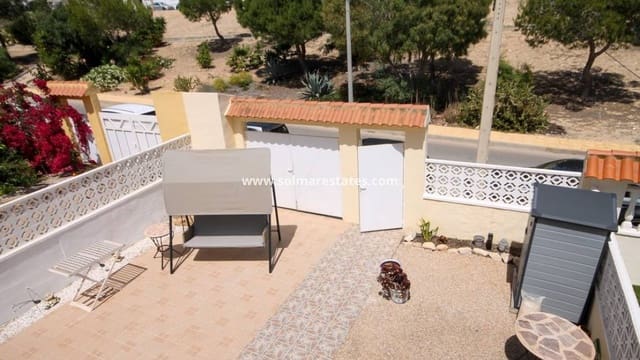 2 slaapkamer Halfvrijstaande villa te koop in Villamartin, Orihuela met zwembad - € 215.000 (Ref: 10062643)