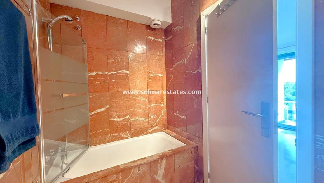 3 camera da letto Appartamento in vendita in Villamartin con piscina - 389.000 € (Rif: 10062760)