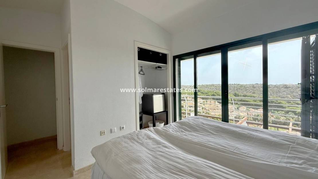 3 camera da letto Appartamento in vendita in Villamartin con piscina - 389.000 € (Rif: 10062760)