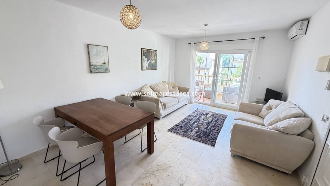 2 soverom Leilighet til salgs i Villamartin med svømmebasseng - € 199 000 (Ref: 10070133)