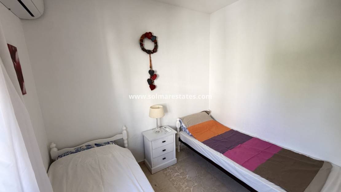2 soverom Leilighet til salgs i Villamartin med svømmebasseng - € 199 000 (Ref: 10070133)