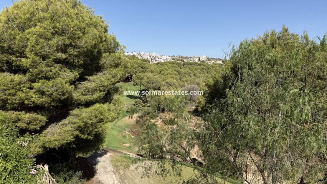 2 soverom Leilighet til salgs i Villamartin med svømmebasseng - € 199 000 (Ref: 10070133)