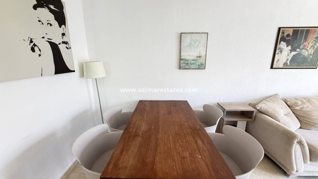 2 soverom Leilighet til salgs i Villamartin med svømmebasseng - € 199 000 (Ref: 10070133)