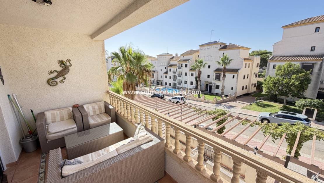 2 soverom Leilighet til salgs i Villamartin med svømmebasseng - € 199 000 (Ref: 10070133)